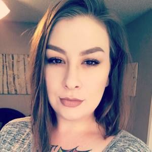 Meet your Posher, Raegan